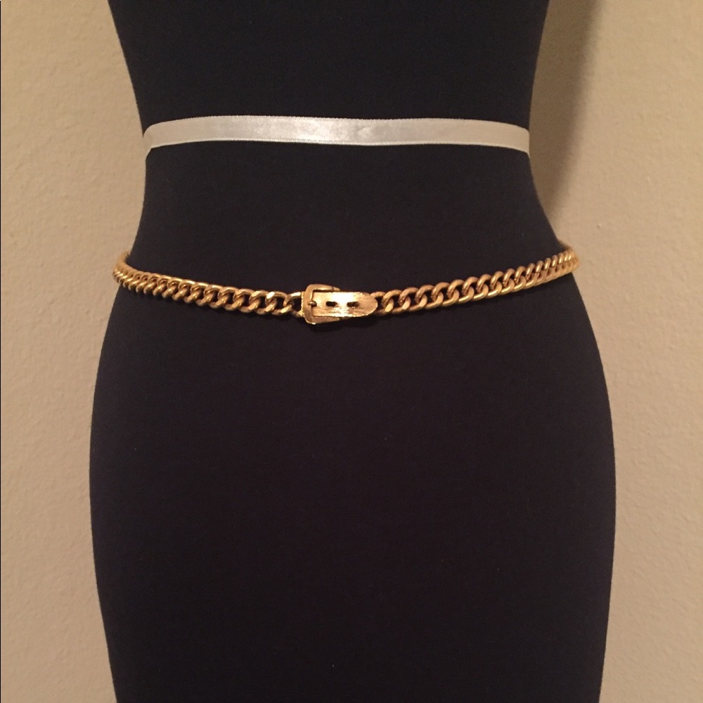 Vintage belt/necklace